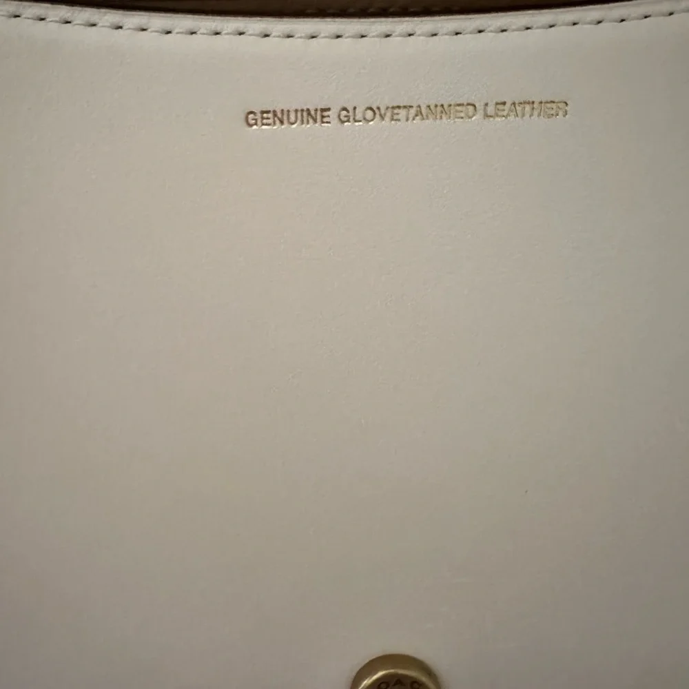 Coach elegant shoulder